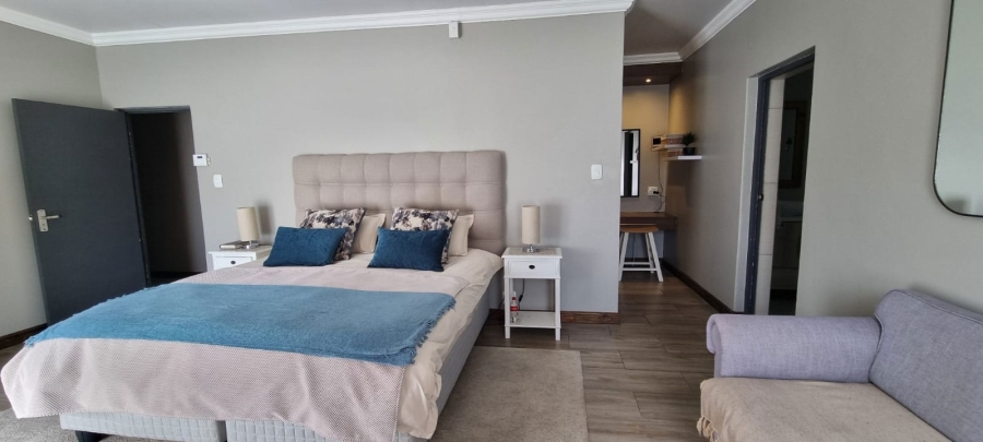 4 Bedroom Property for Sale in Monument Heights Northern Cape